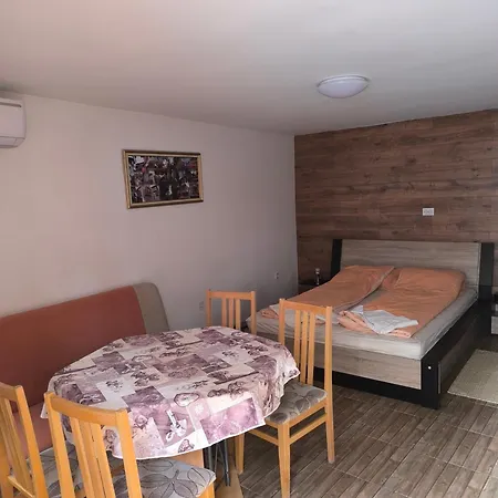 Apartment Marchevi In The Old Town Plowdiw